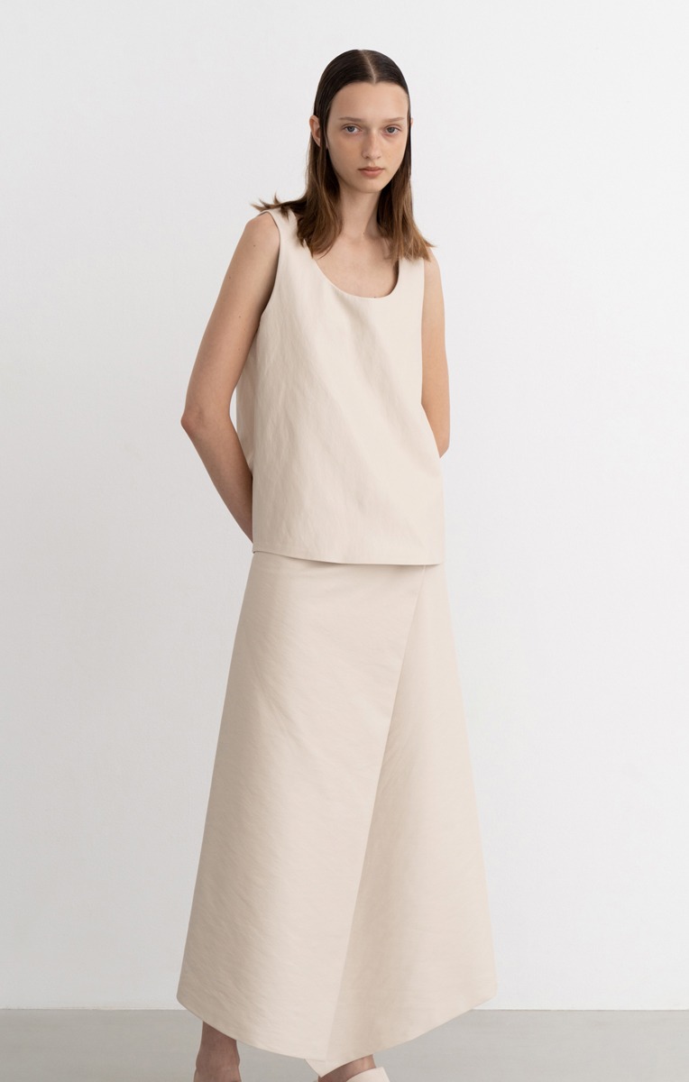 CONNITE ECO LEATHER WRAP SKIRT (IVORY)