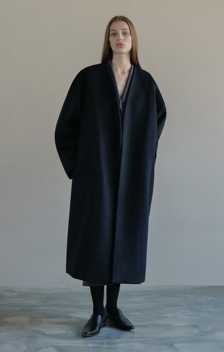 MARTA WOOL AND CASHMERE COCOON COAT (NAVY)